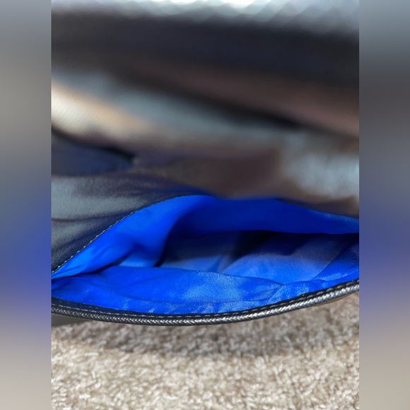 Michael Kors Shoulder Bag - Picture 12 of 13